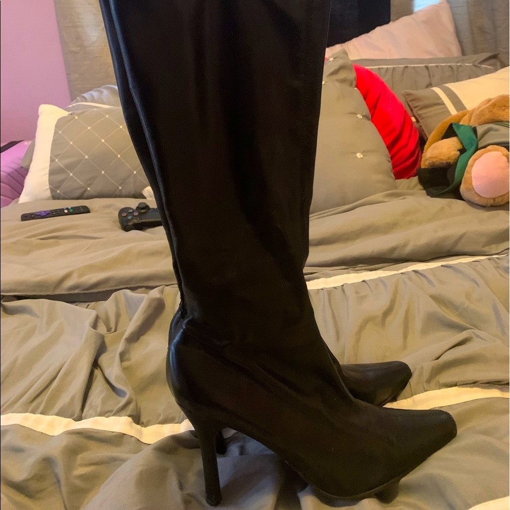 Black Steve Madden Calf Boots Women’s US Size 7